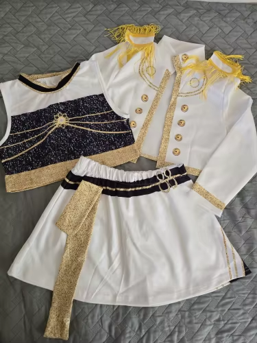 Disfraz Mira Golden Star 🌟 – Versión Escenario K-Pop