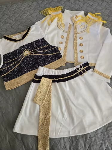 Disfraz Mira Golden Star 🌟 – Versión Escenario K-Pop